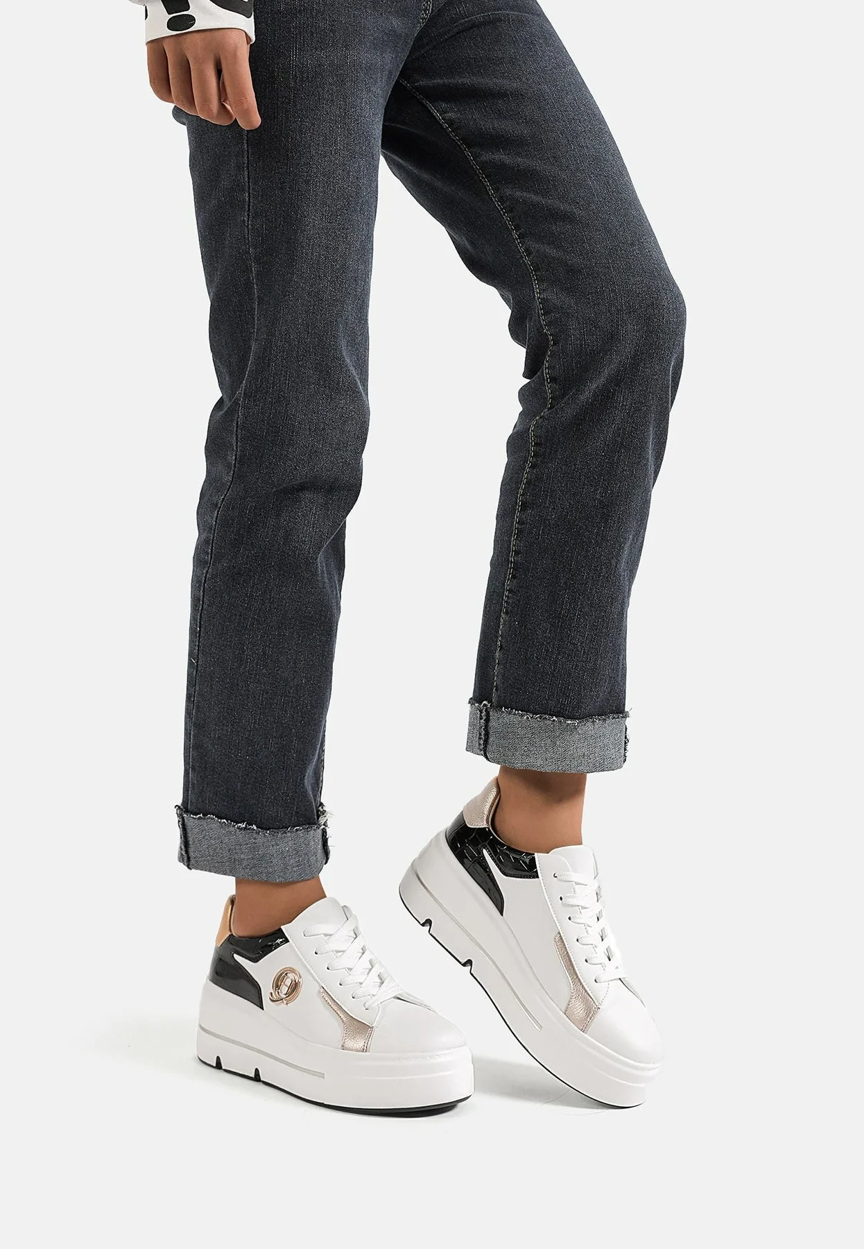 Sneakers con trama brandizzata e dettagli metallici X30-12 - Image 17
