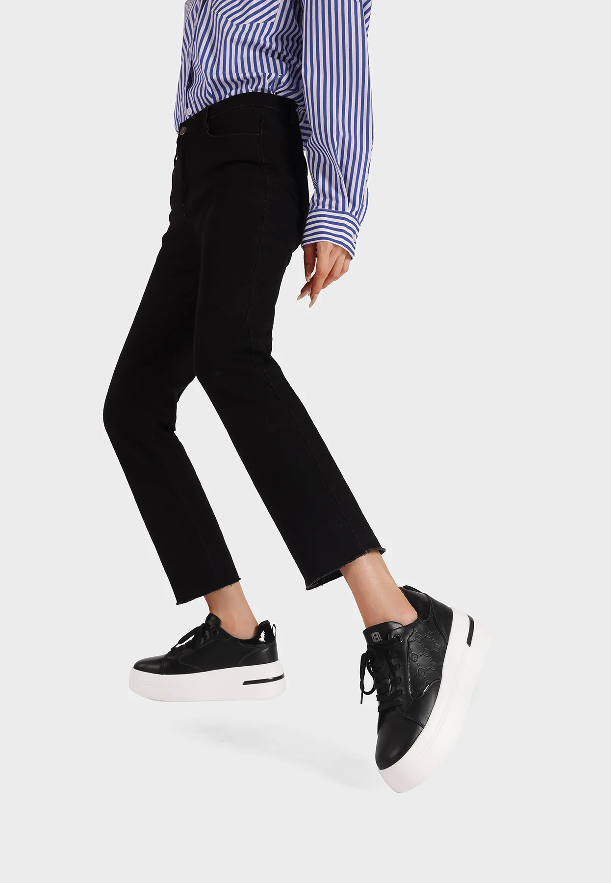 Sneakers da donna platform con ricamo geometrico X33-7 - Image 14